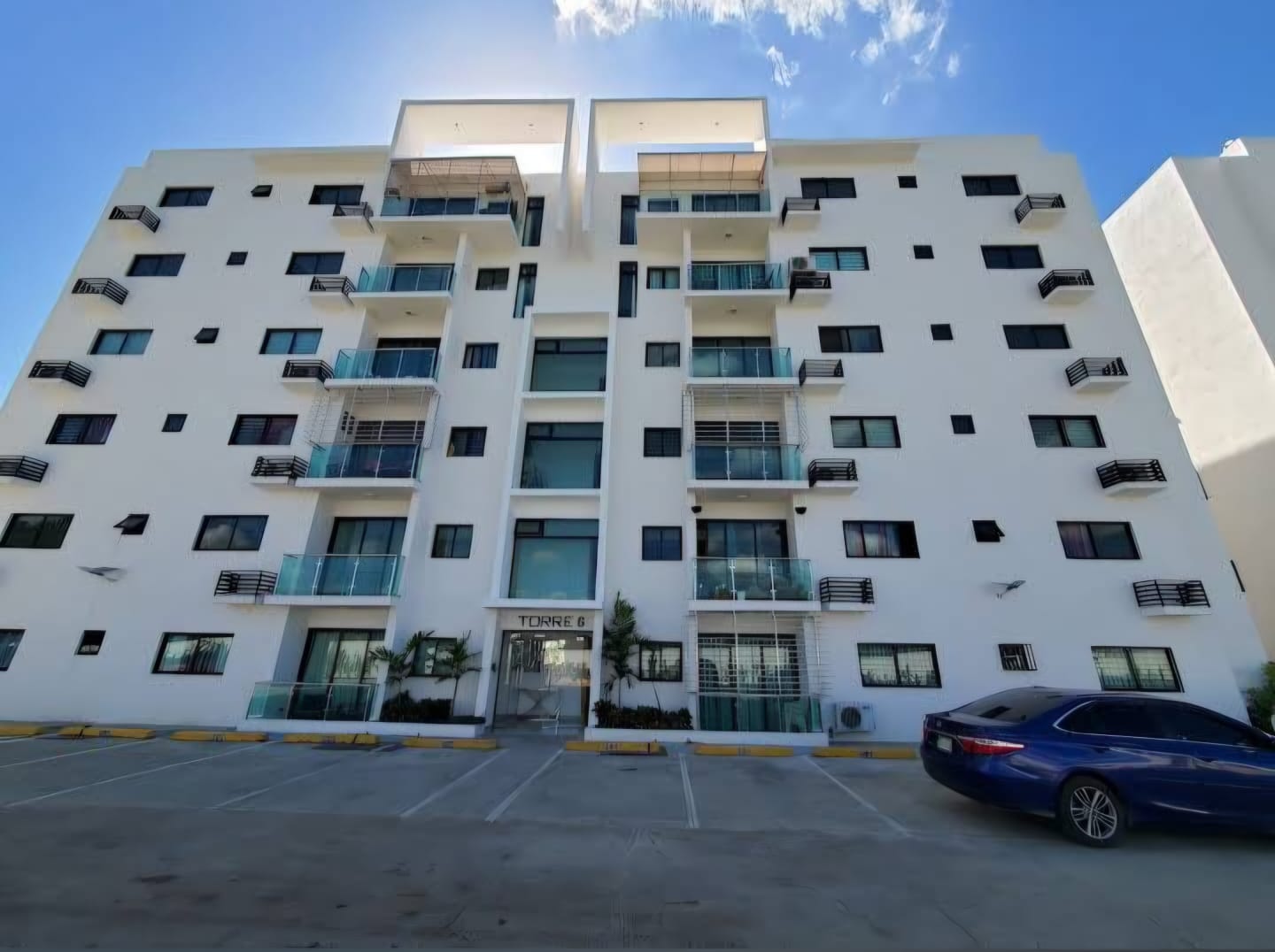 Apartamentos con piscina